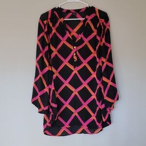 ​Kaari Blue Woman | Geometric Rayon V-Neck Roll-Tab Tunic - 2X​